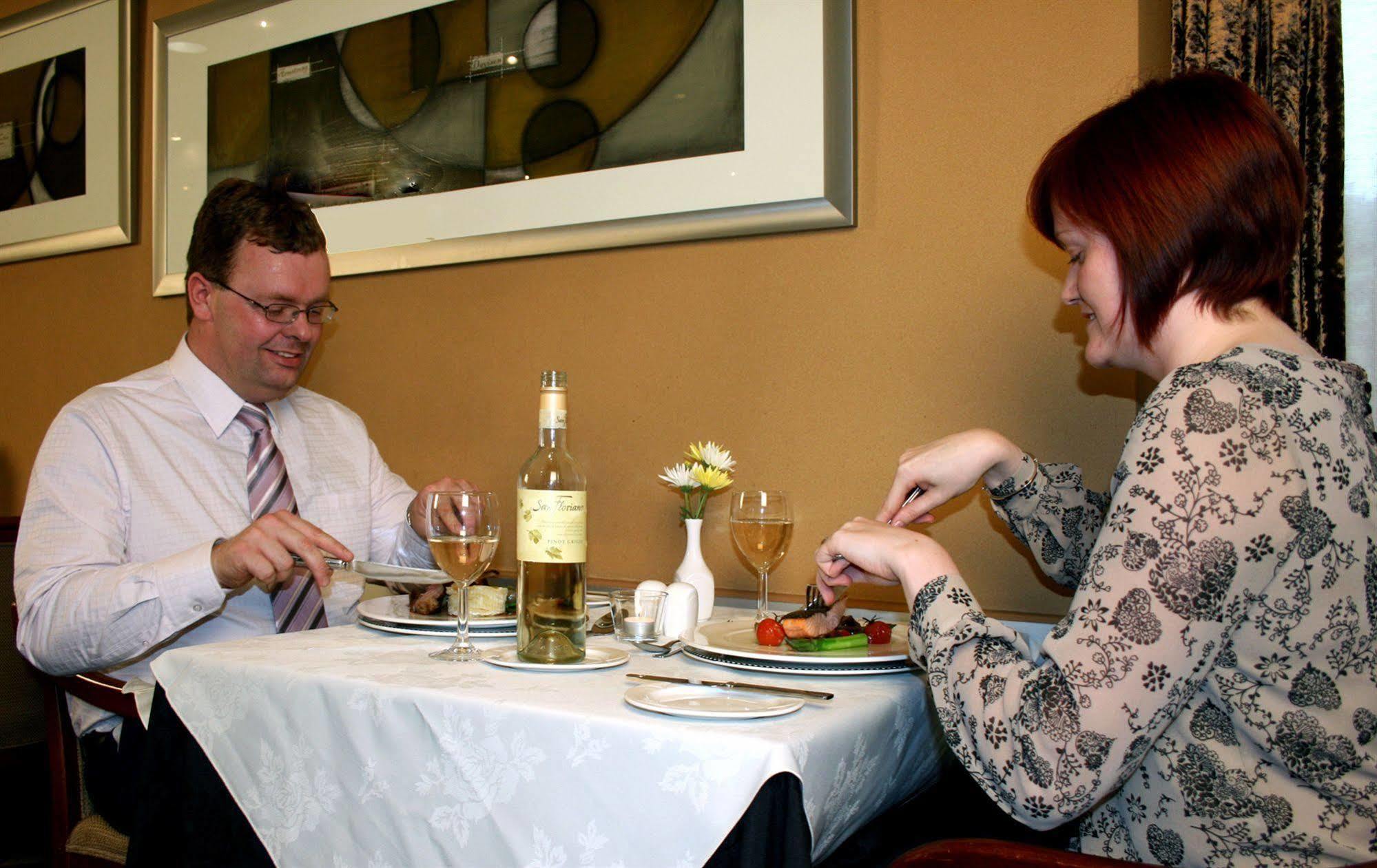 Cairndale Hotel & Spa Dumfries Buitenkant foto